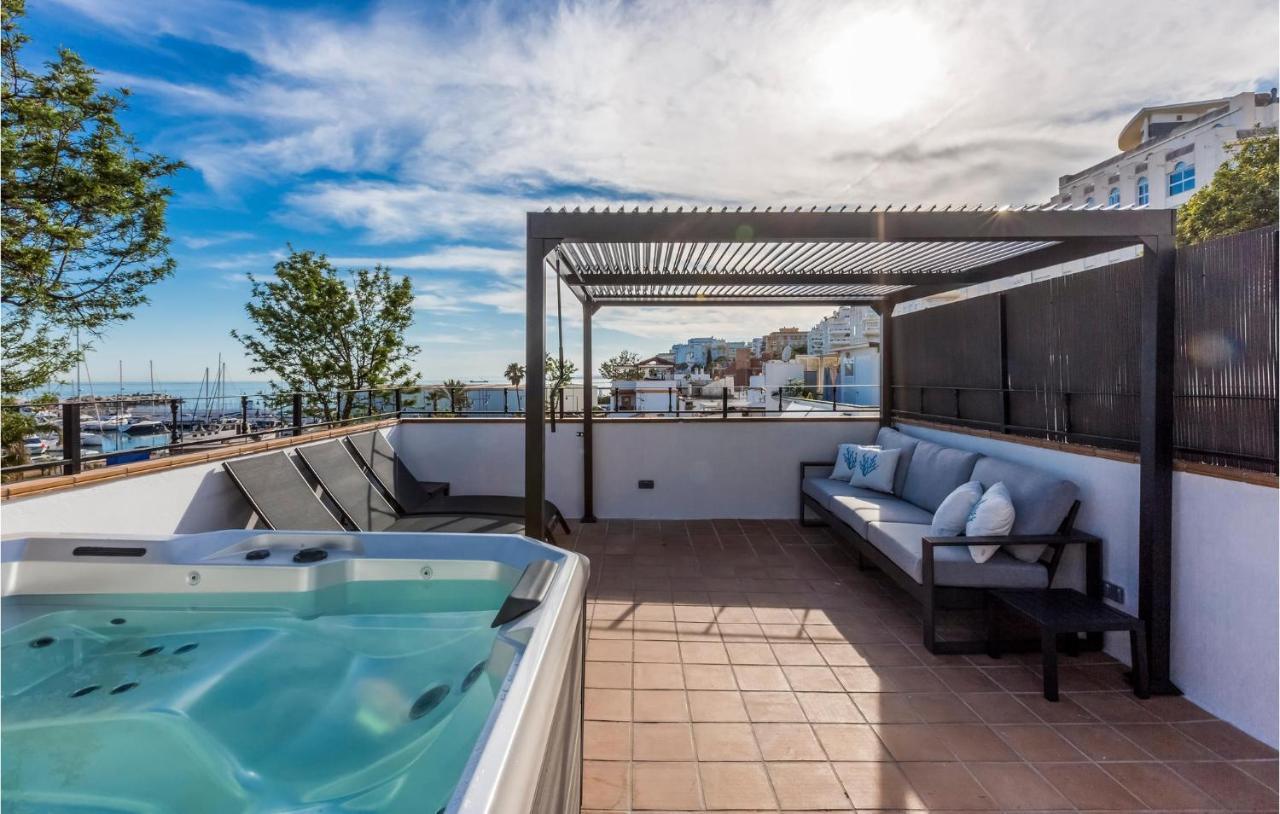 Gorgeous Home In Marbella With Kitchen 외부 사진